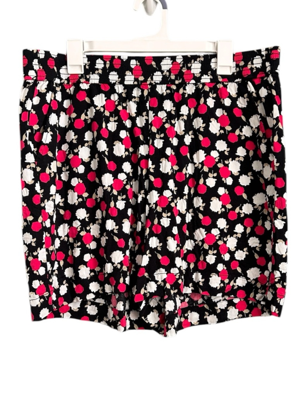 Lane Bryant Black Floral Shorts with Red & Cream Accents Plus Size 14/16